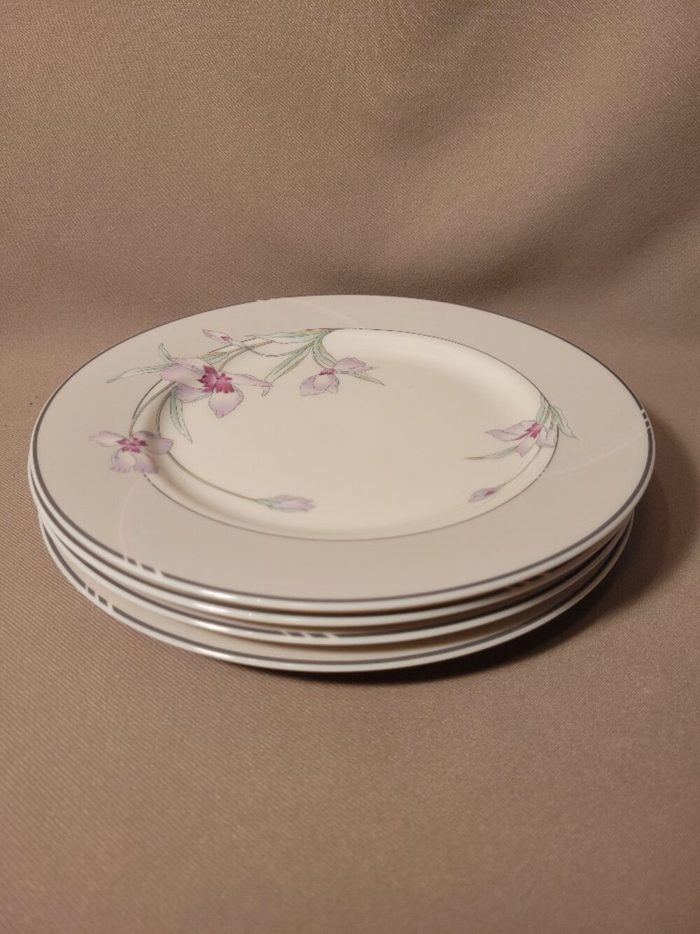 Gorham Wine Blossoms (Lot of 4) Salad Plates (8 3/8") New With Sticker!
